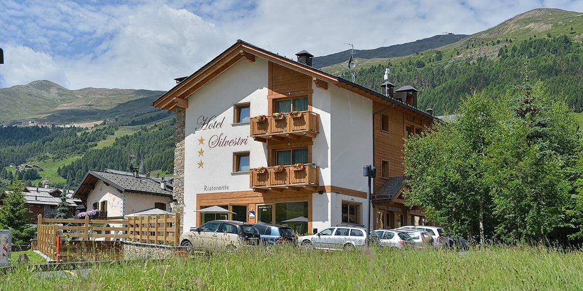 Hotel Silvestri 리비뇨 외부 사진